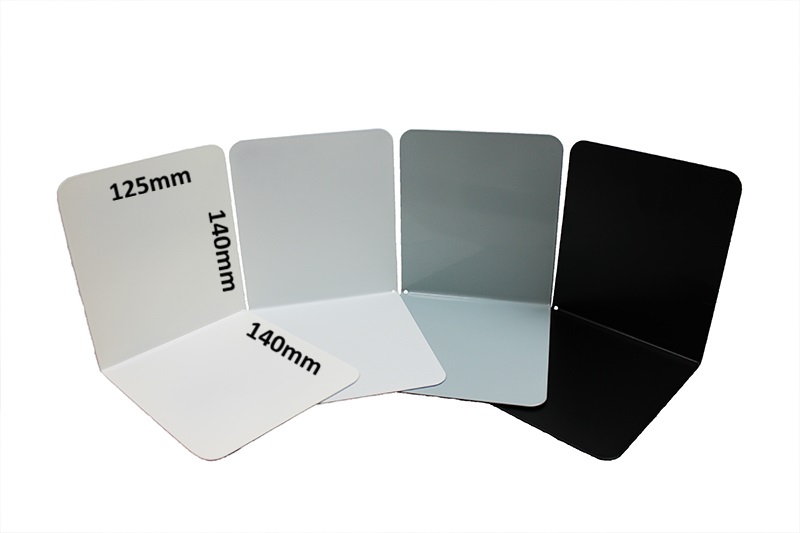 Buchstützen für USM mit und ohne Magnet.